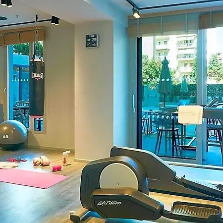 Moxy Marina 酒店