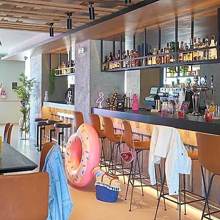 Moxy Marina 酒店 3*