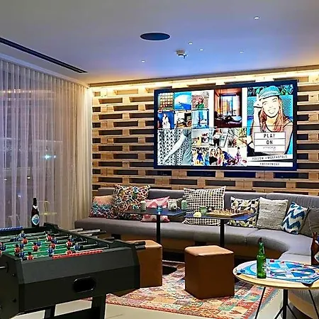 Moxy Marina 酒店 帕特雷