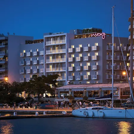 Moxy Marina 酒店