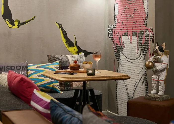 Hotel Moxy Marina Patras