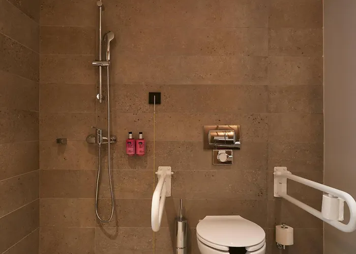 Moxy Marina 3* Patras